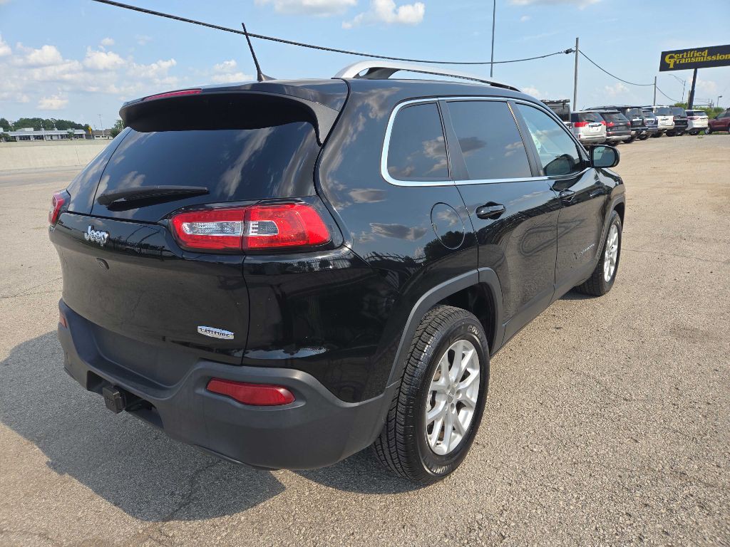 2017 Jeep Cherokee Image 5