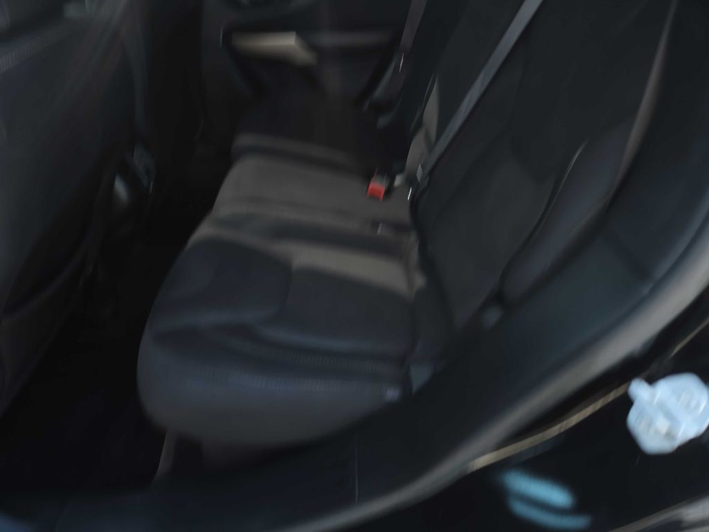 2017 Jeep Cherokee Image 15