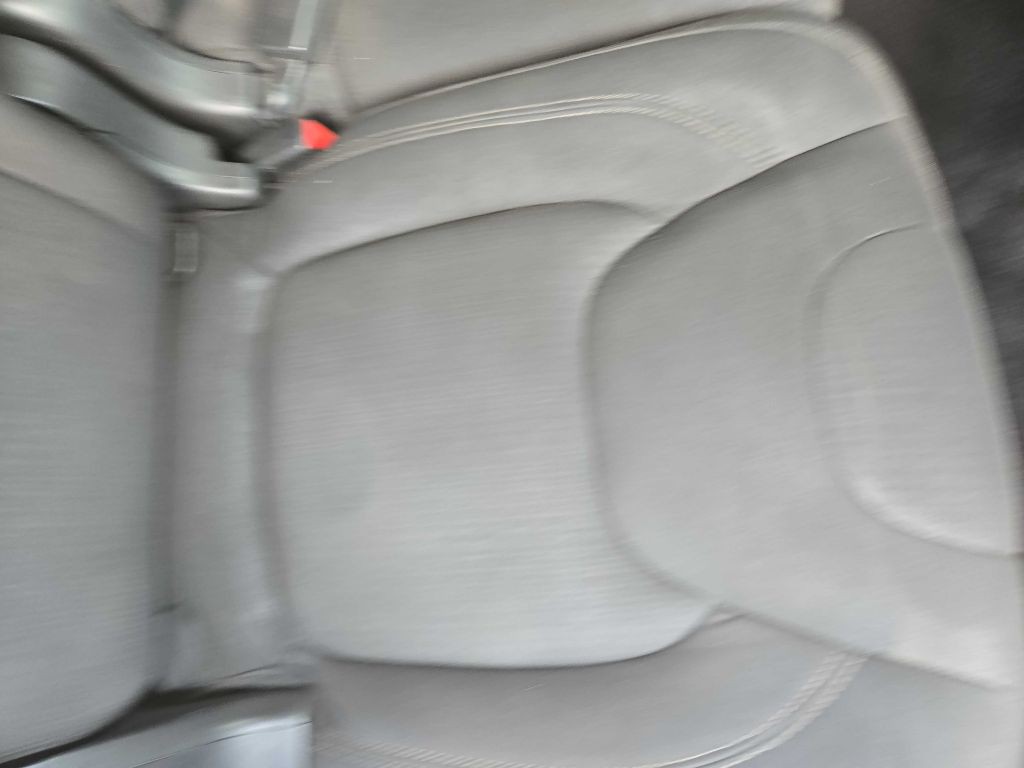 2017 Jeep Cherokee Image 18