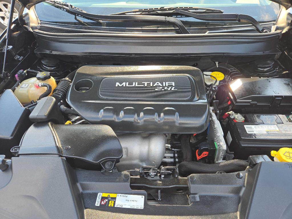 2017 Jeep Cherokee Image 39