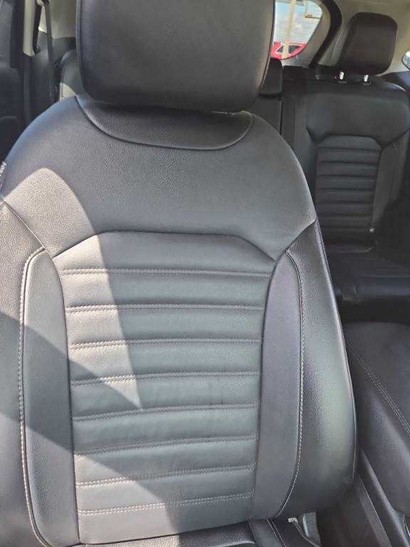 2016 Ford Edge Image 27