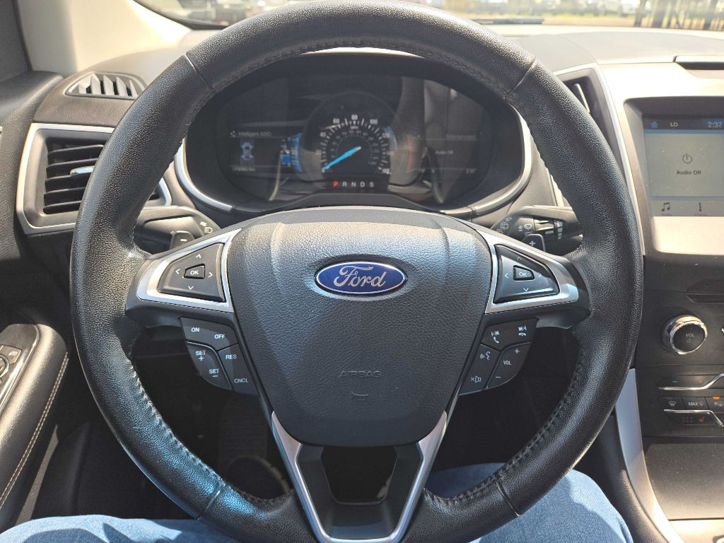 2016 Ford Edge Image 31