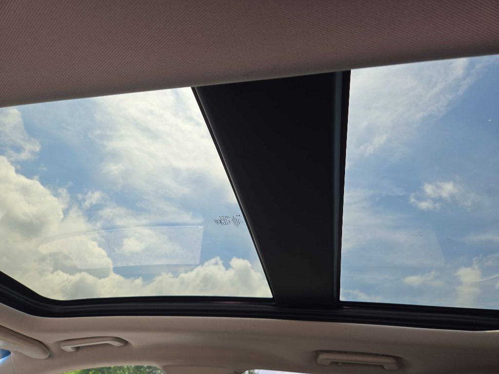 2016 Ford Edge Image 32