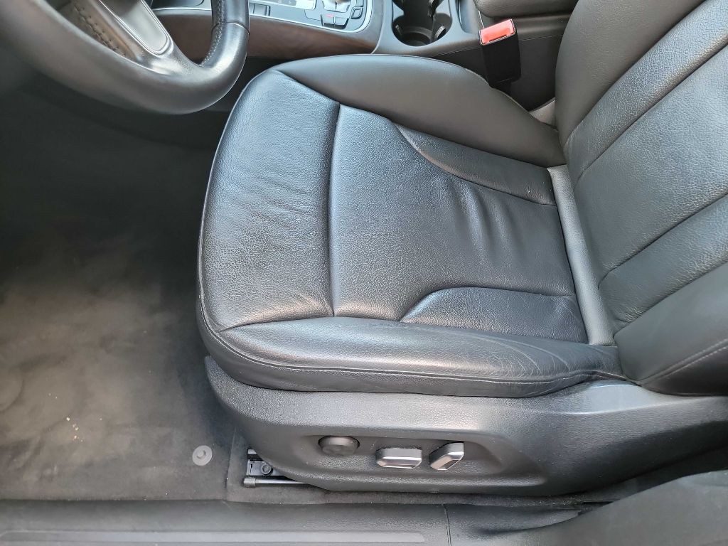 2015 Audi Q5 Image 11