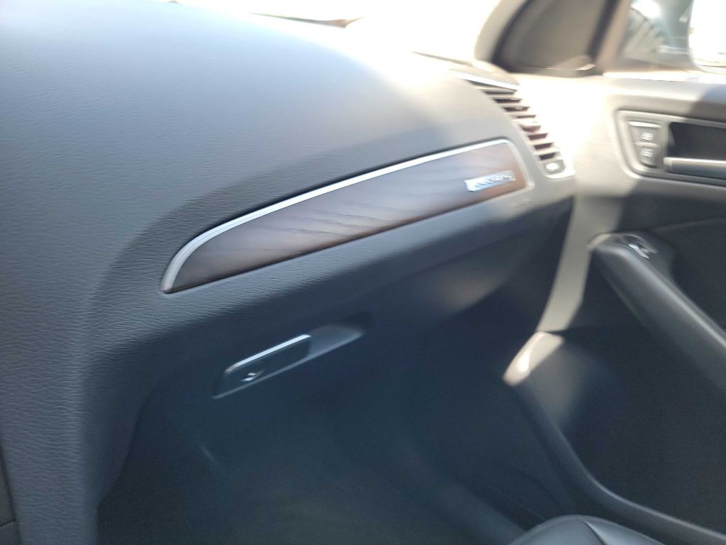 2015 Audi Q5 Image 24
