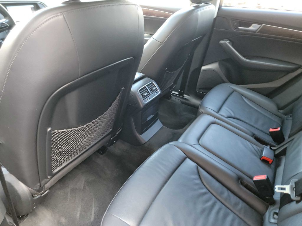 2015 Audi Q5 Image 25