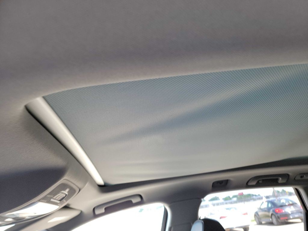2015 Audi Q5 Image 36