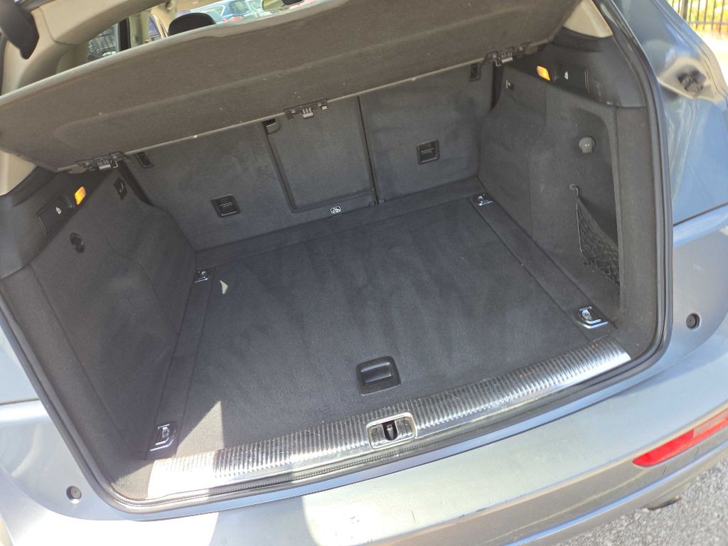 2012 Audi Q5 Image 16