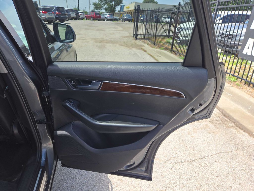 2012 Audi Q5 Image 18