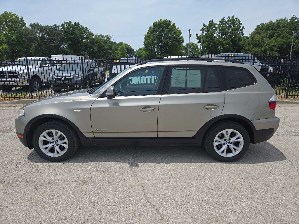2010 BMW X3 Image 2