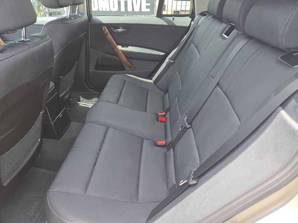 2010 BMW X3 Image 13