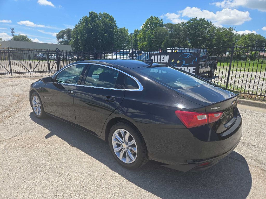 2023 Chevrolet Malibu Image 3