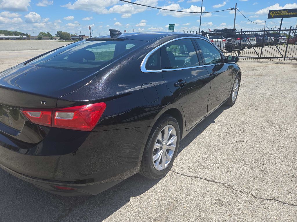 2023 Chevrolet Malibu Image 5