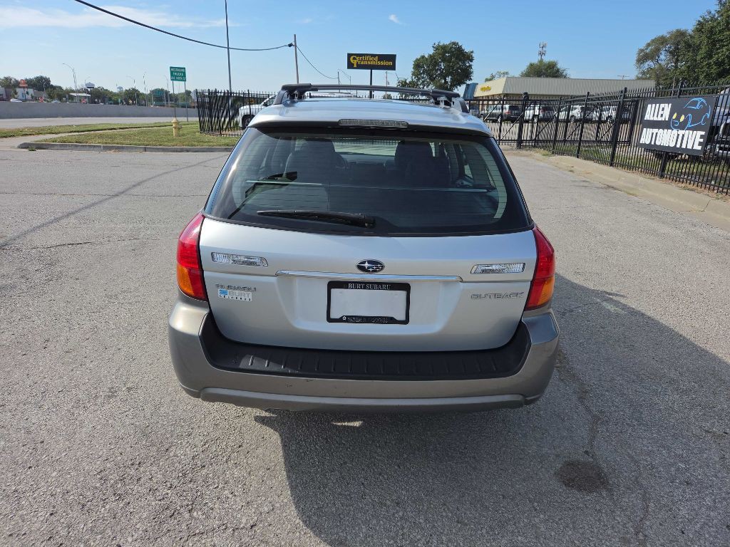 2006 Subaru Outback Image 4