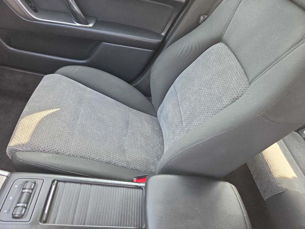 2006 Subaru Outback Image 12