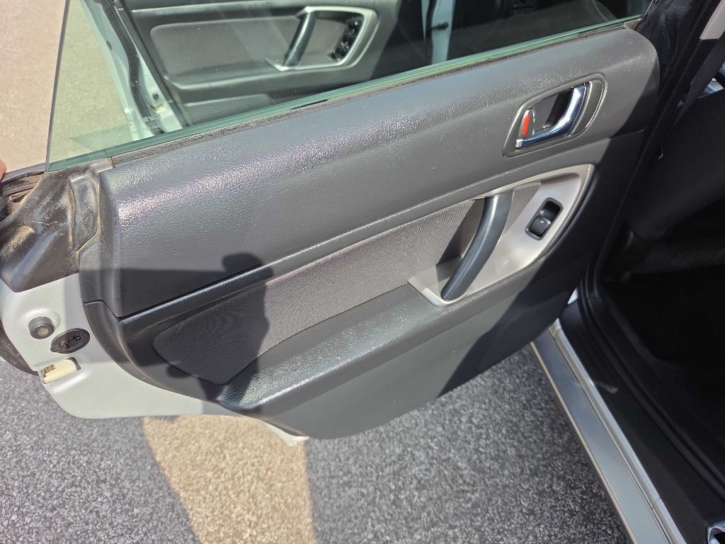 2006 Subaru Outback Image 24