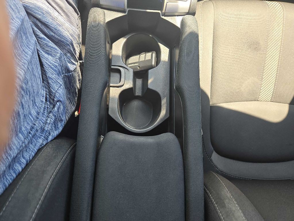 2016 Honda Civic Image 25