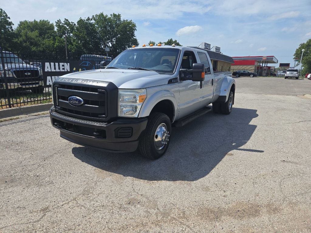 2015 Ford F-350 Image 1