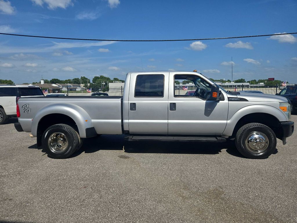 2015 Ford F-350 Image 6