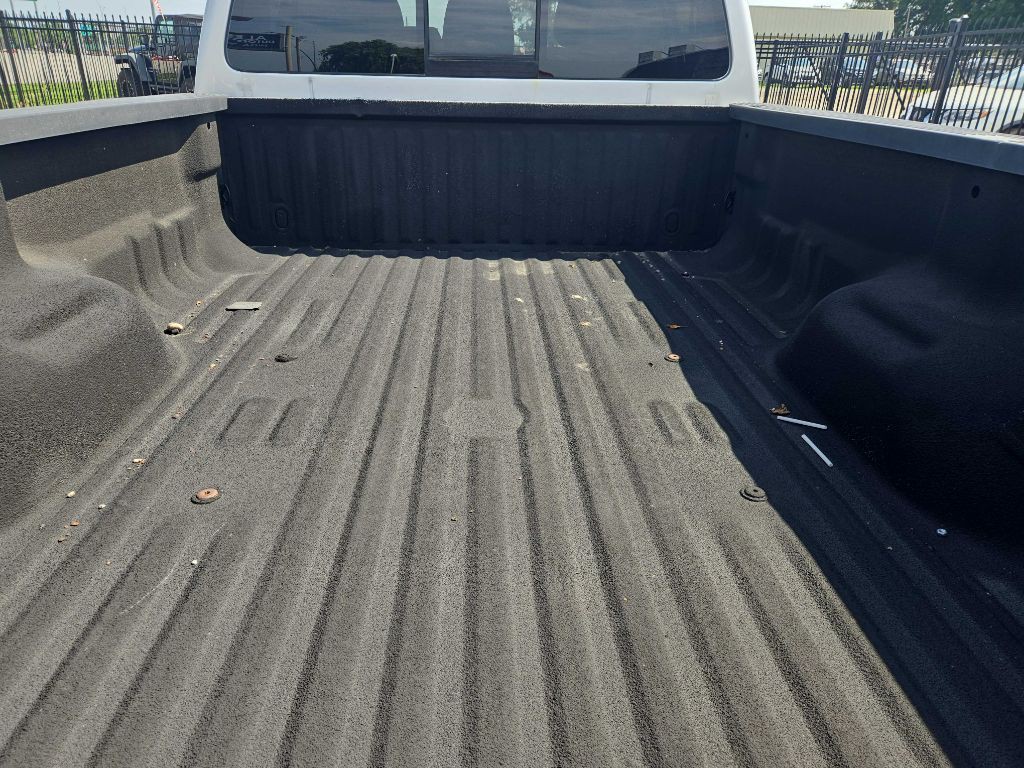 2015 Ford F-350 Image 9