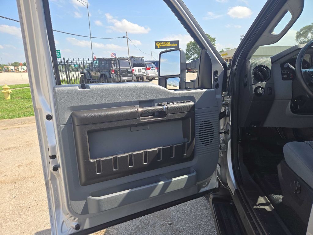 2015 Ford F-350 Image 10