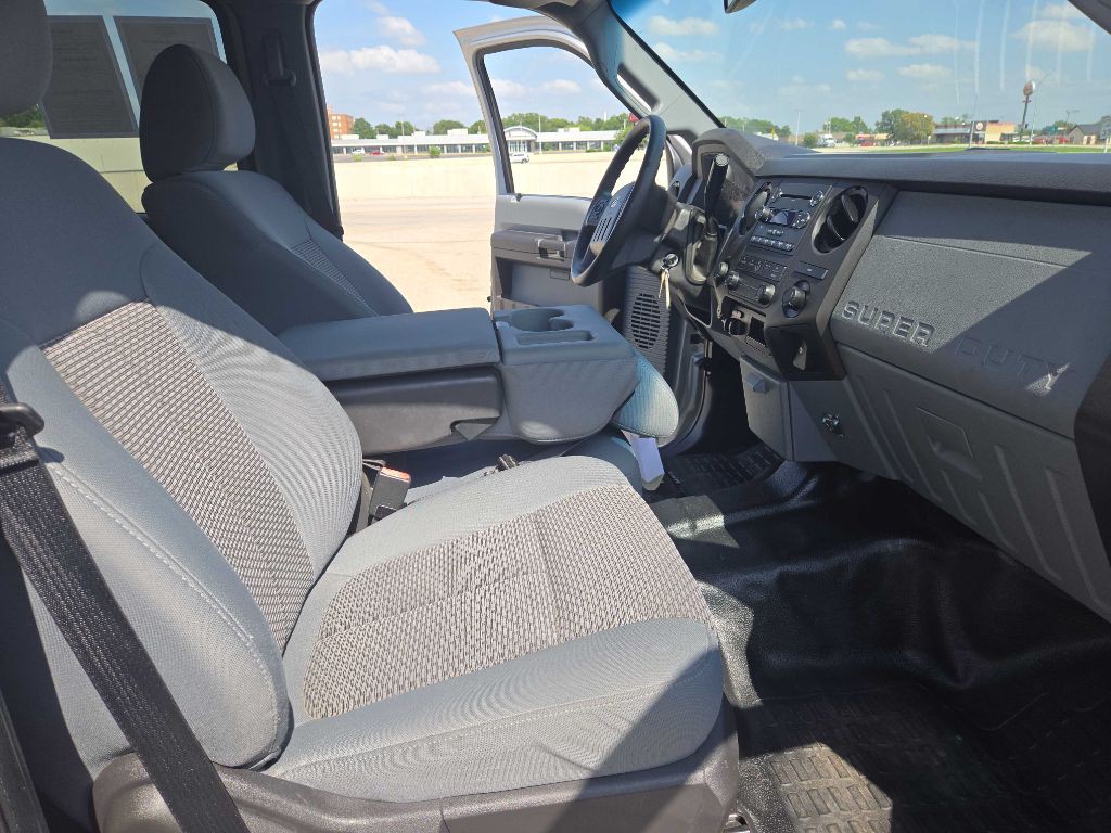 2015 Ford F-350 Image 22