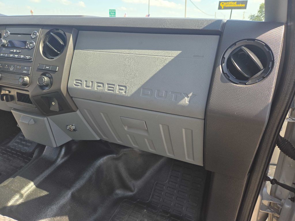 2015 Ford F-350 Image 26