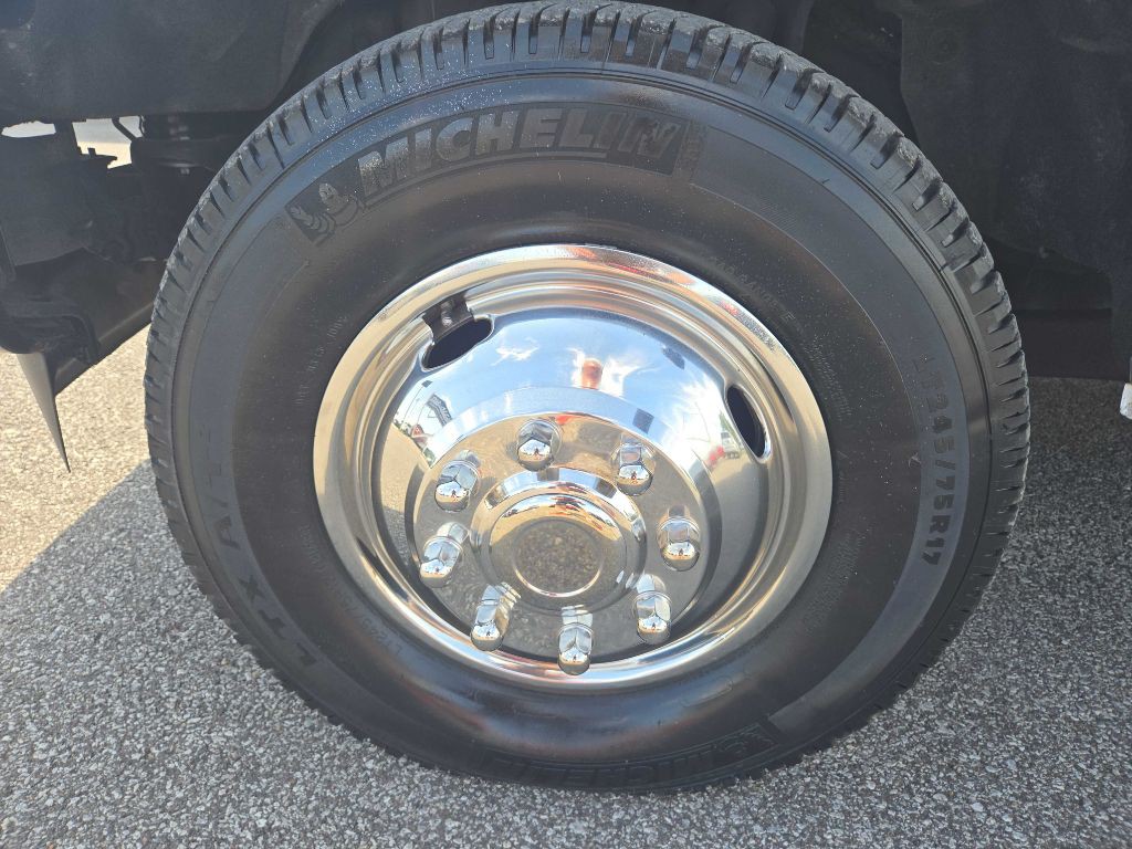 2015 Ford F-350 Image 35