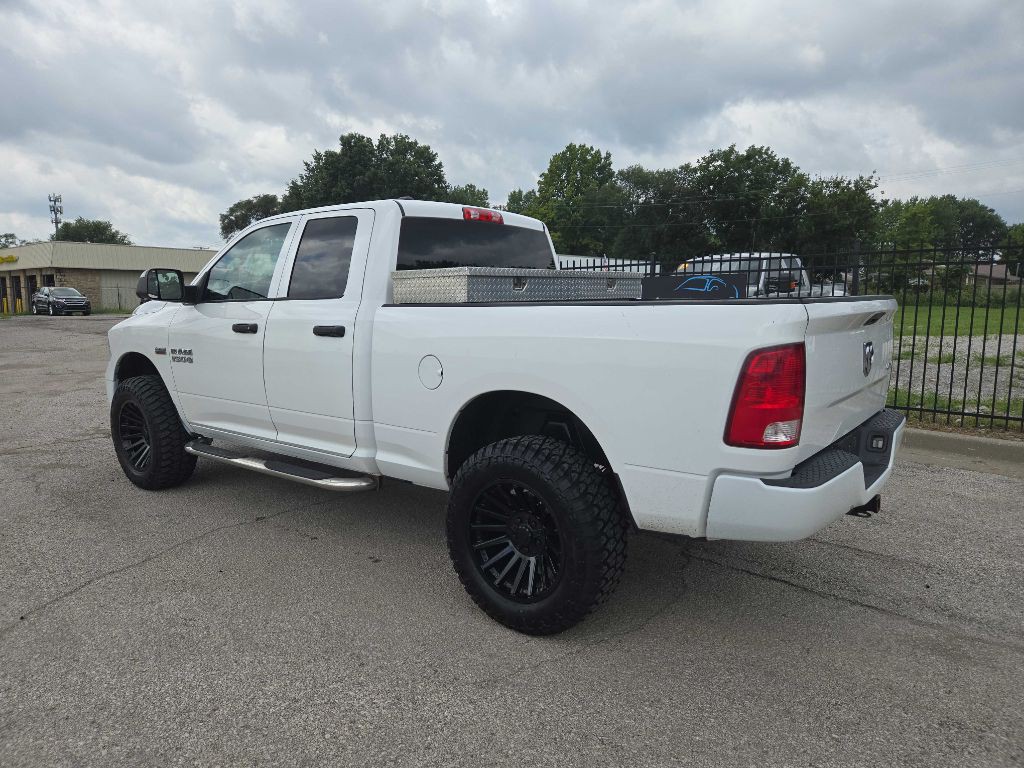 2015 RAM 1500 Image 3
