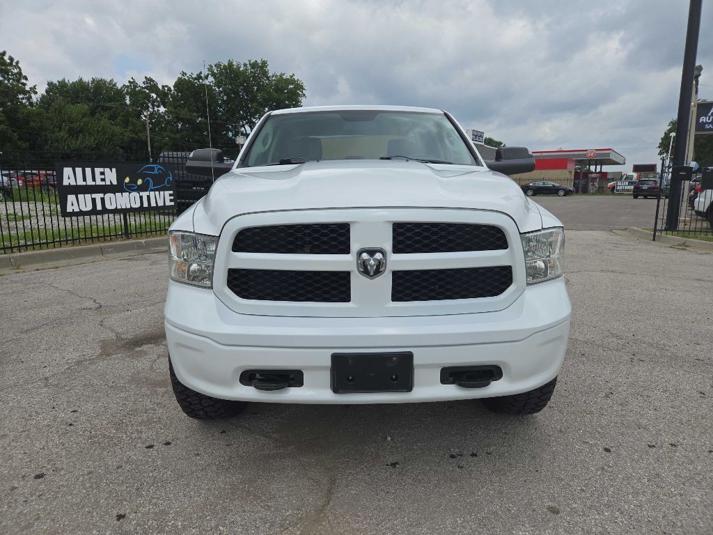 2015 RAM 1500 Image 8