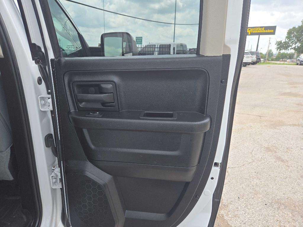 2015 RAM 1500 Image 19