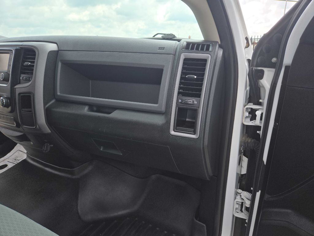 2015 RAM 1500 Image 22