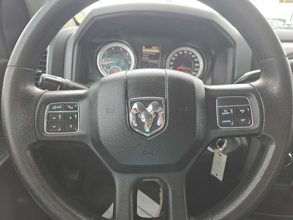 2015 RAM 1500 Image 28
