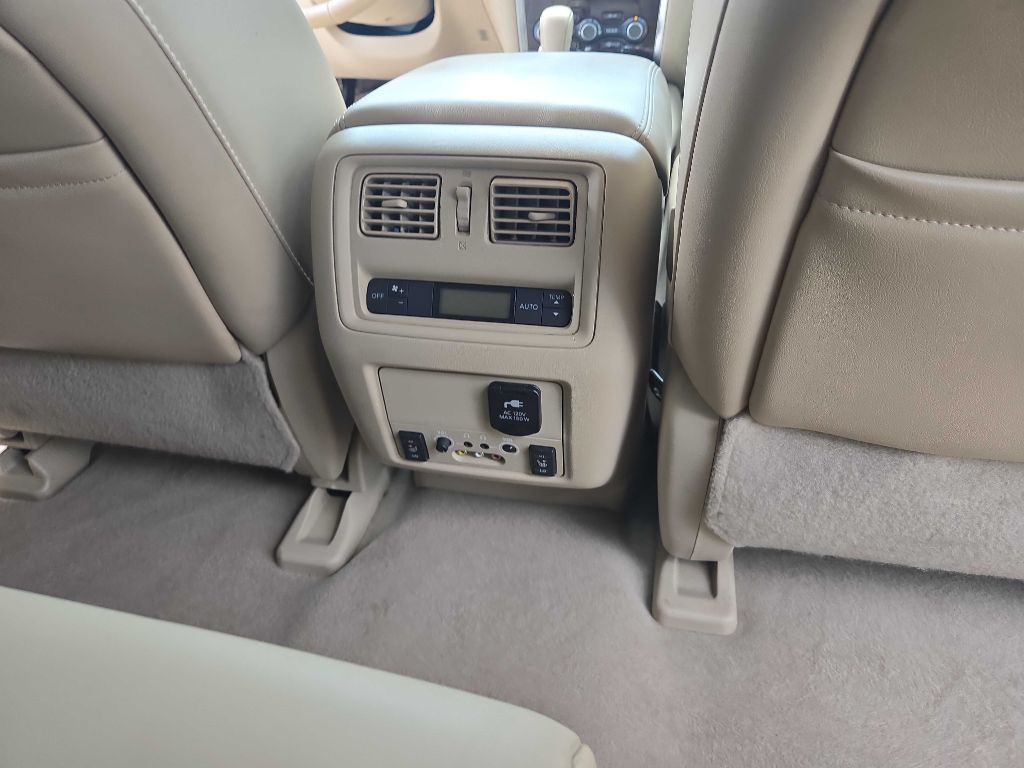 2014 Nissan Pathfinder Image 21