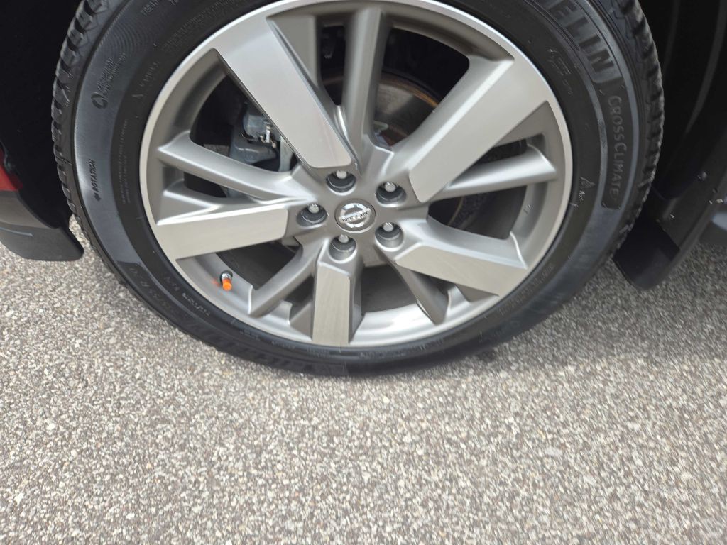 2014 Nissan Pathfinder Image 33