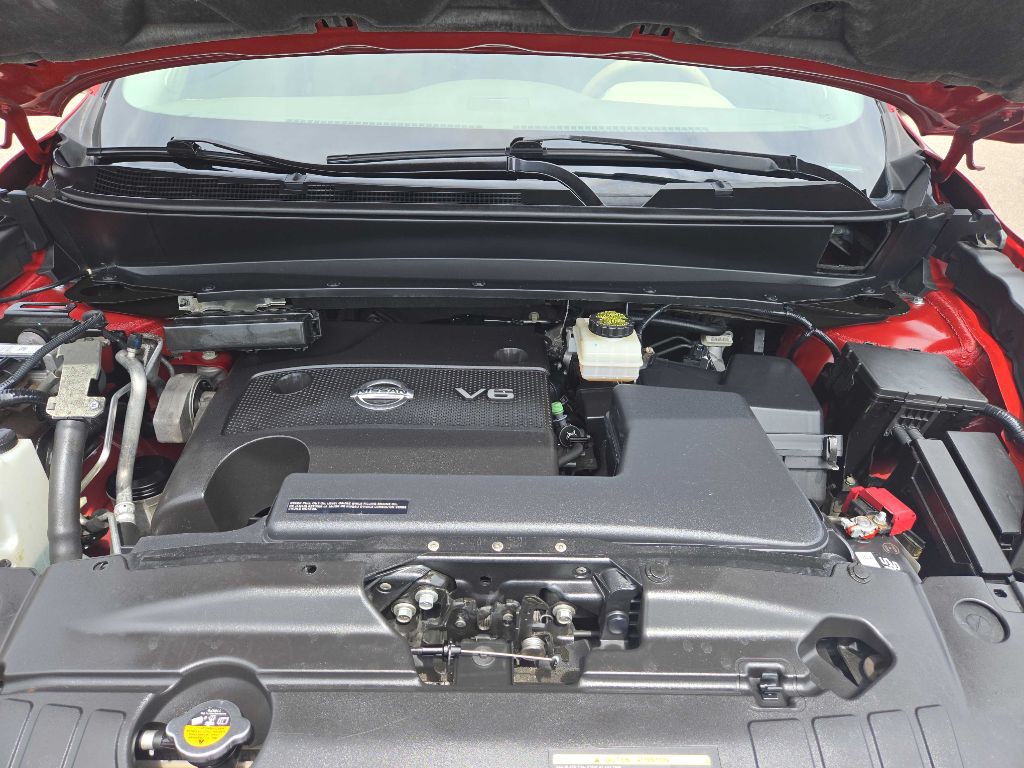2014 Nissan Pathfinder Image 40
