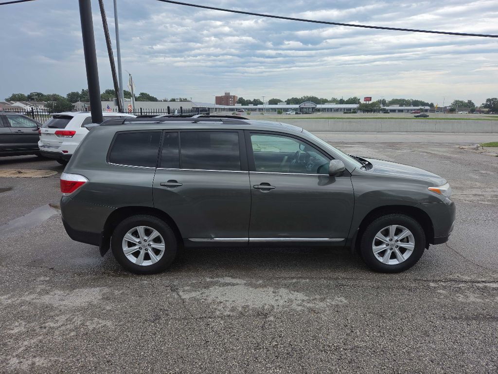 2013 Toyota Highlander Image 8