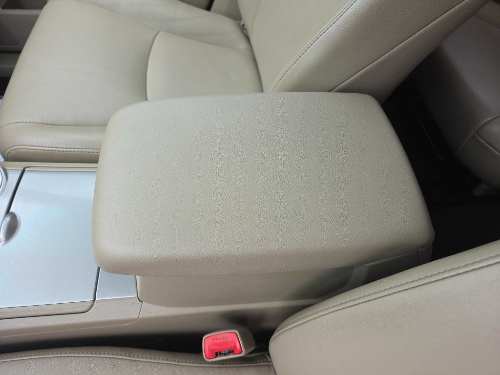 2013 Toyota Highlander Image 13