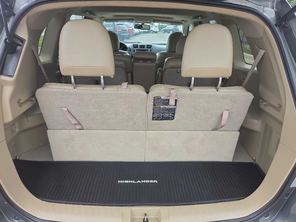 2013 Toyota Highlander Image 34