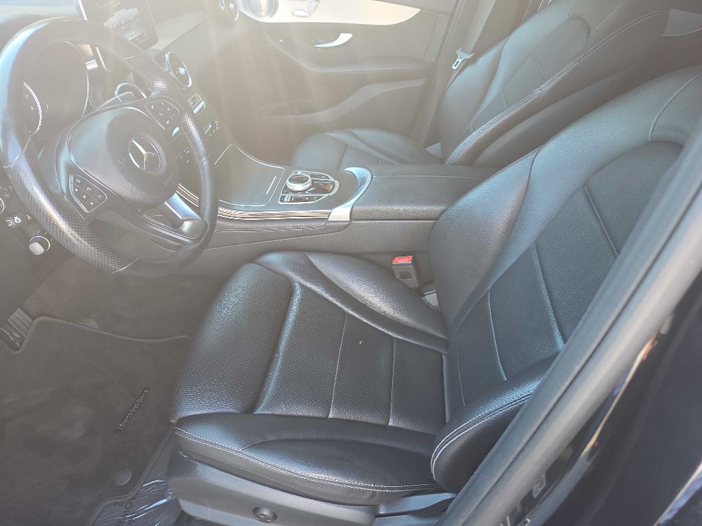 2019 Mercedes-Benz GLC-Class Image 10