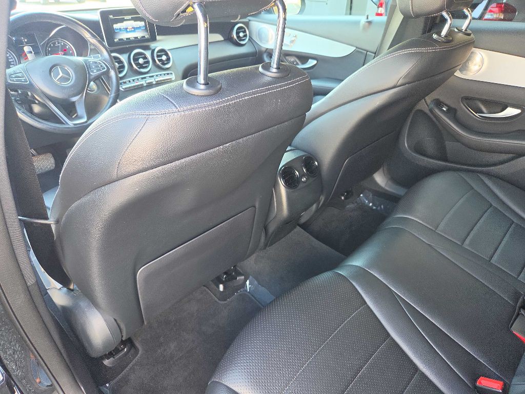 2019 Mercedes-Benz GLC-Class Image 27