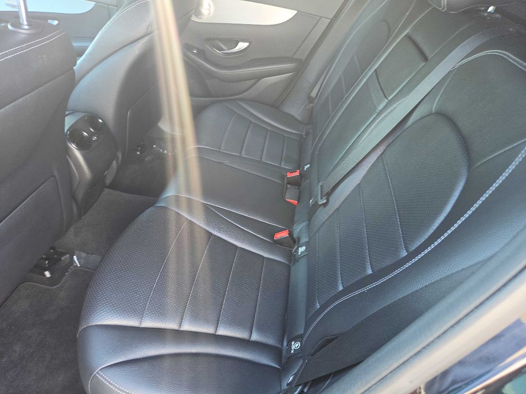 2019 Mercedes-Benz GLC-Class Image 28
