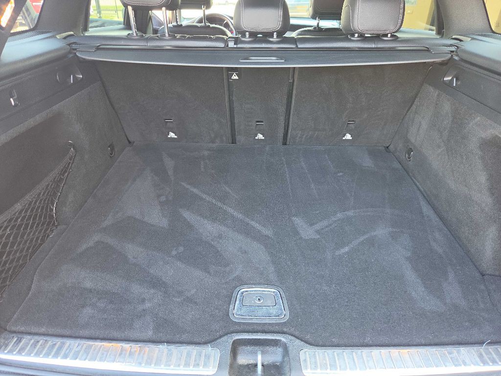 2019 Mercedes-Benz GLC-Class Image 29
