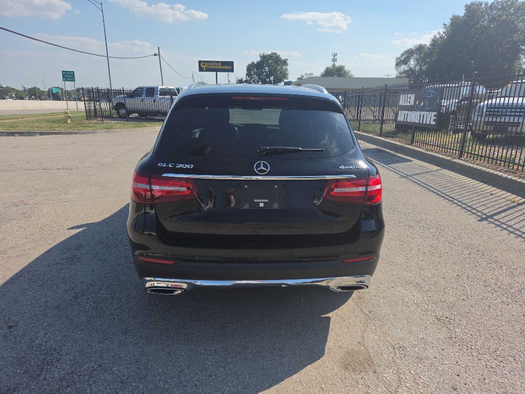 2019 Mercedes-Benz GLC-Class Image 4