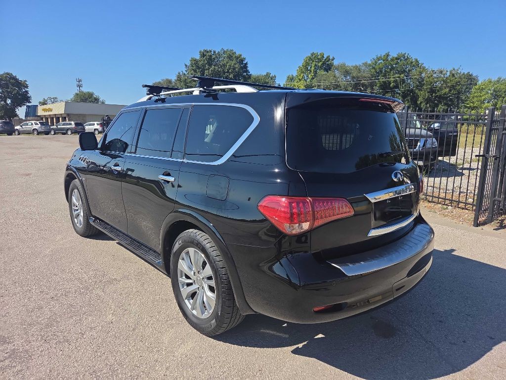2017 INFINITI QX80 Image 3