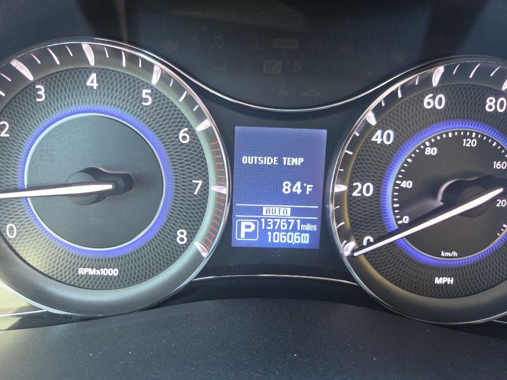 2017 INFINITI QX80 Image 16