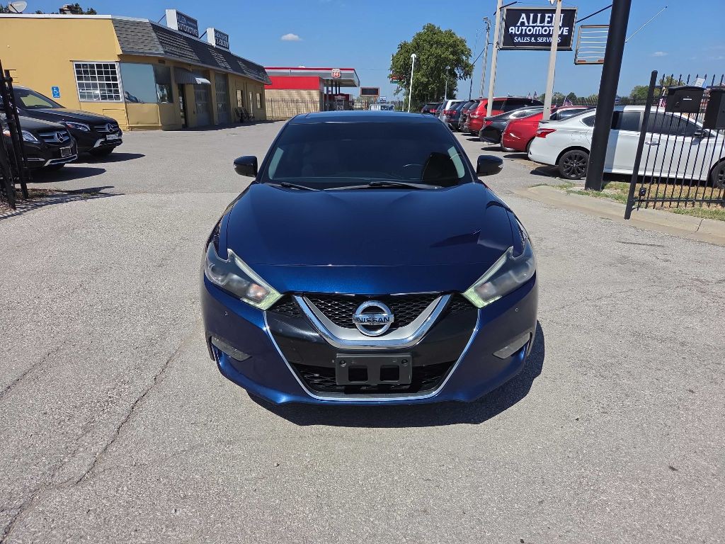 2017 Nissan Maxima Image 8
