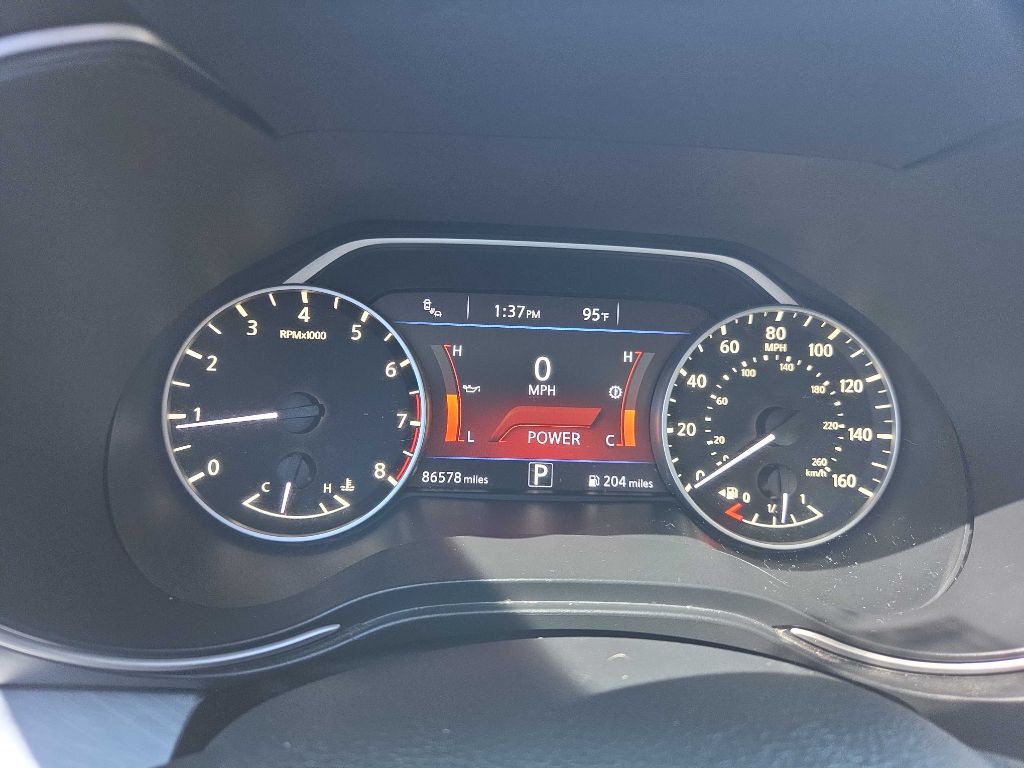 2017 Nissan Maxima Image 15
