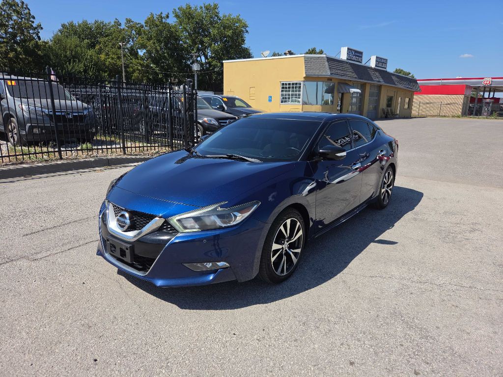 2017 Nissan Maxima Image 1
