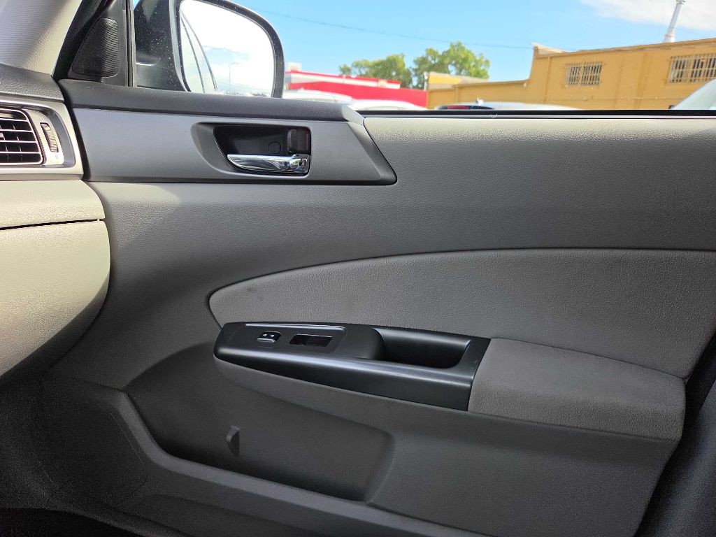 2013 Subaru Forester Image 22